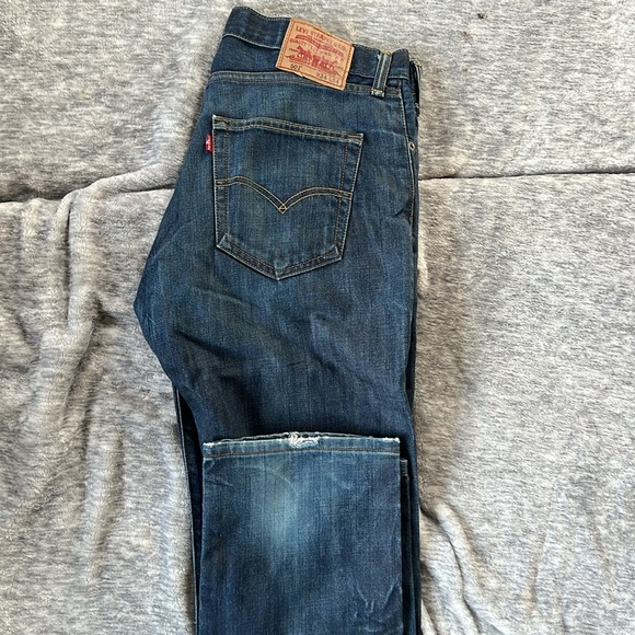 Levi Strauss Jeans 501,505, and 569 jeans - Picture 7 of 7